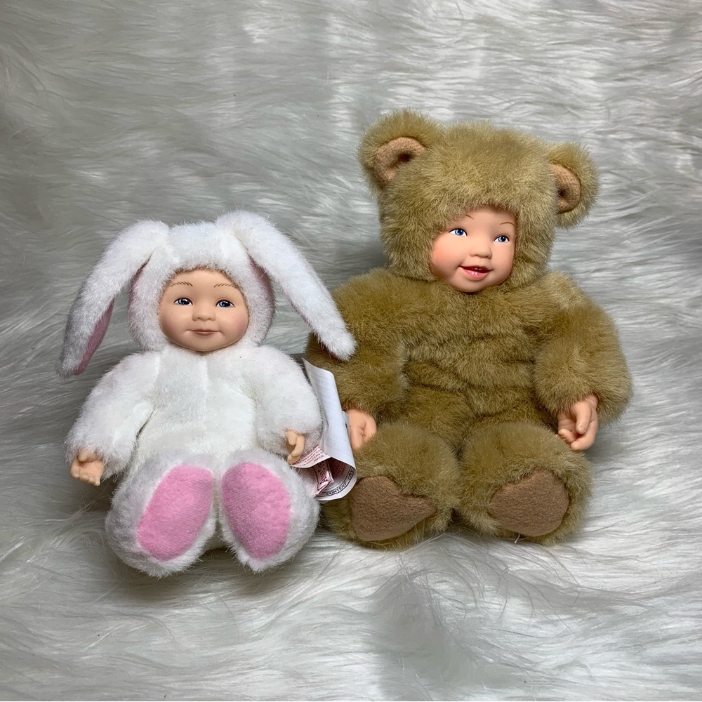 AUTHENTIC ANNE GEDDES BABY DOLL PLUSH WITH COSTUME